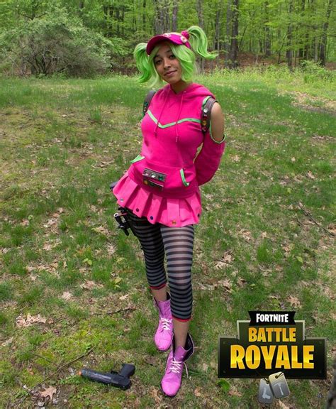 Pin by Princess Maille on Fortnite cosplay | Family halloween costumes ...