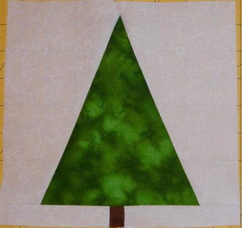 Free Quilt Pattern: 8″ Christmas Pine Tree Pattern | I Sew Free