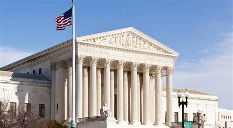 10 Famous Supreme Court Cases - In NewsWeekly