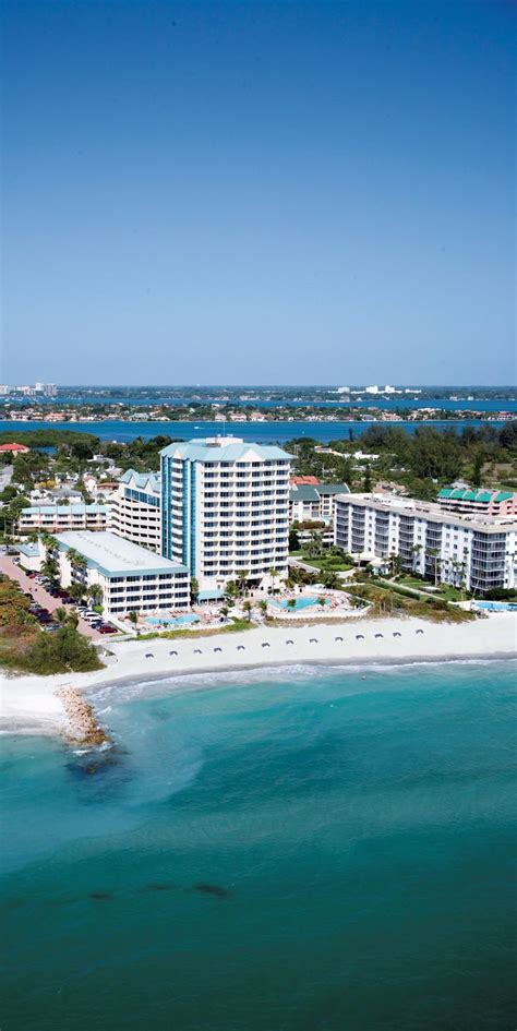 Lido Beach Resort in Sarasota, Florida, USA. Surrounded by the Gulf of ...