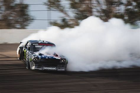 Ken Block testing his Hoonicorn Mustang V2