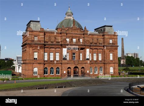 The People's Palace Museum on Glasgow Green, Glasgow, Scotland, UK ...