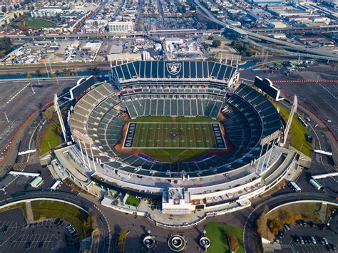 Aerials of The Oakland Coliseum 1/2 : r/oaklandraiders