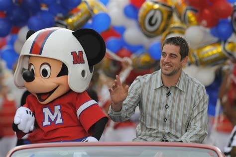 Green Bay Packer Superbowl MVP Aaron Rodgers Parades Through Disney ...