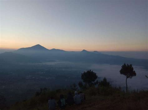 Sunrise Gunung Putri Lembang - Quick & Easy Booking with Traveloka, Your Lifestyle Superapp.