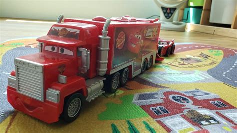 Disney Cars Deluxe Playset Mack Lightning McQueen Francesco, Toys ...