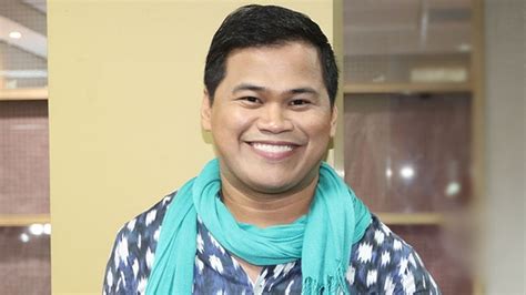 Ogie Diaz Reveals He Has List Of Artists Who Can't Return To ABS-CBN