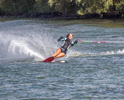 Water Skiing - Tallington Lakes Lincolnshire