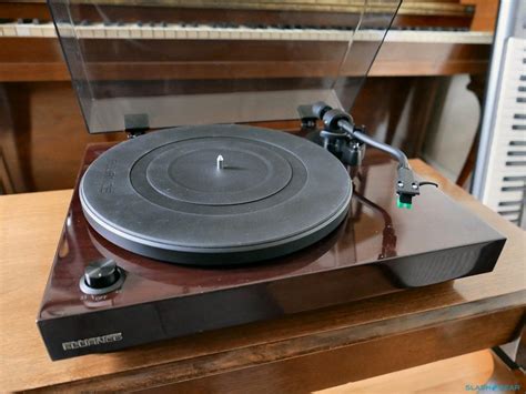 Fluance RT81 Turntable Review – Your retro gateway - SlashGear