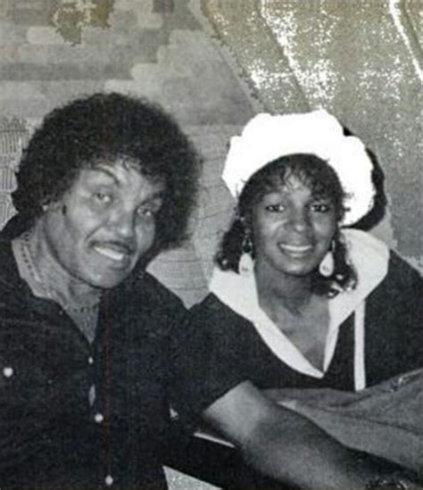 REBBIE WITH FAMILY - Maureen Reillette "Rebbie" Jackson Photo (25742358 ...