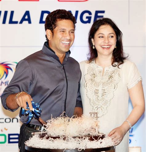 Sachin Tendulkar Family Pictures - Sports Updates