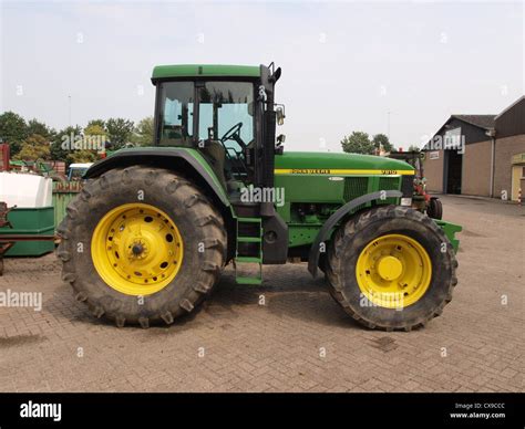 John Deere 7810 Stock Photo - Alamy