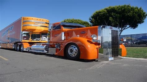 Peterbilt Reliable Classic Car Hauler, with a Ultra Solid State Custom ...