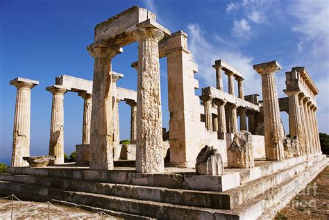 Temple of Aphaia on Aegina Photograph by Paul Cowan