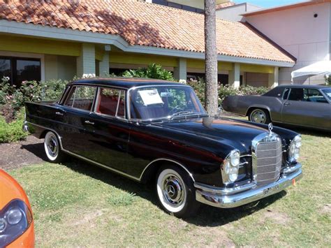 1960 Mercedes-Benz 220S - Information and photos - MOMENTcar