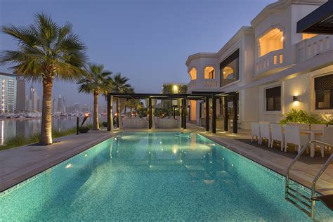 Listing of the Day: High Fashion on the Dubai Waterfront - Mansion Global