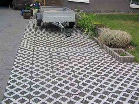 Heavy Duty Grass Grid | Grass Gravel Permeable Paver | BC Brick