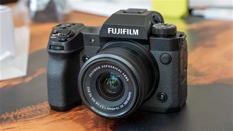 FUJIFILM X-H2 Review - Are We Looking at the APS-C Mirrorless Camera of the Year? | CineD