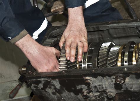 6 Most Common Auto Transmission Problems | Phil's Service