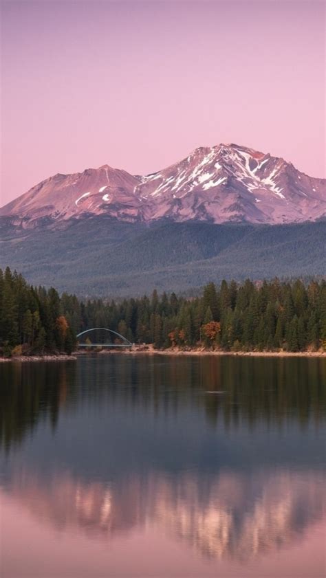 Lake Siskiyou - backiee