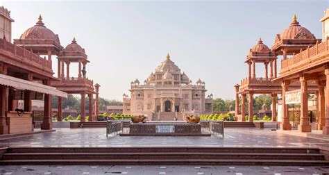 Akshardham Temple Ahmedabad (Timings, History, Entry Fee, Images, Aarti, Location & Phone ...