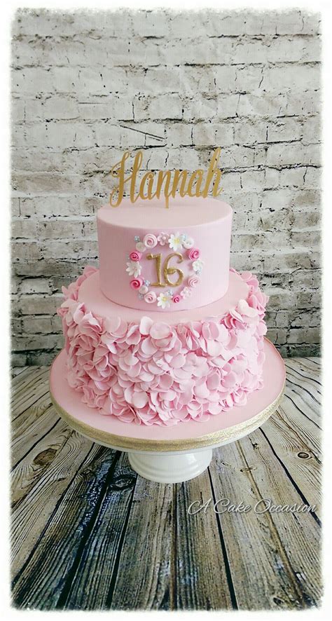 Pretty pink 16th birthday cake 16th Birthday Cake For Girls, 15th ...