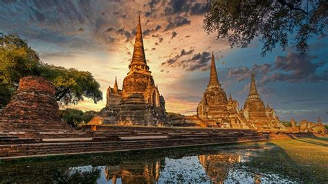 Wat Phra Si Sanphet, Ayutthaya Historical Park, Ayutthaya, Thailand - travelstock44/Alamy) | 鹰角分享博客