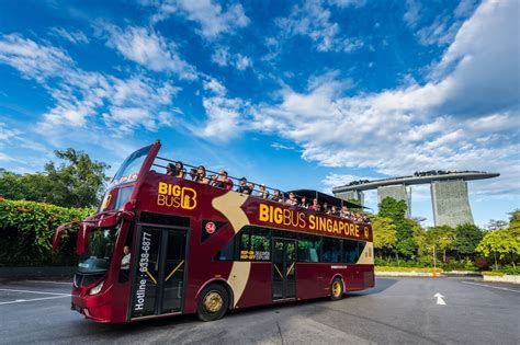 Singapore Hop-On Hop-Off Bus Tour