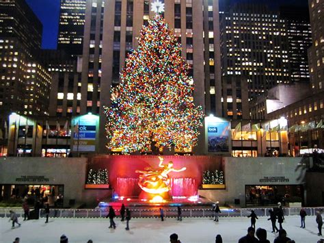 New York Times Square Christmas Tree Wallpapers - Top Free New York ...