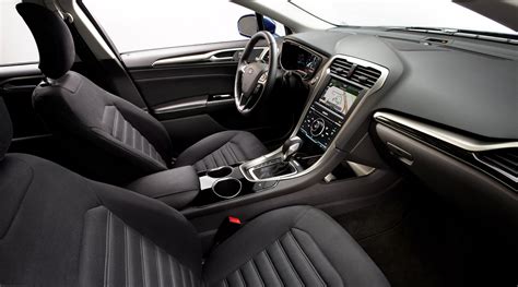 2013 Ford Fusion Hybrid - Information and photos - MOMENTcar