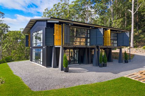 $2.15M Off-Grid Luxury Container House in Kangaroo Valley