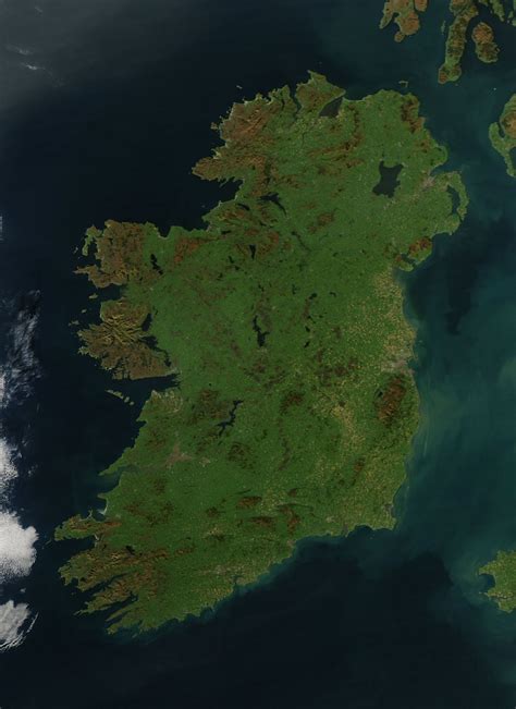 Photos: NASA captures Ireland, in all its glory, from space — Quartz