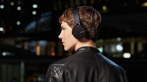 These $78 Sony Bluetooth Headphones Run For Up to 30 Hours On a Charge