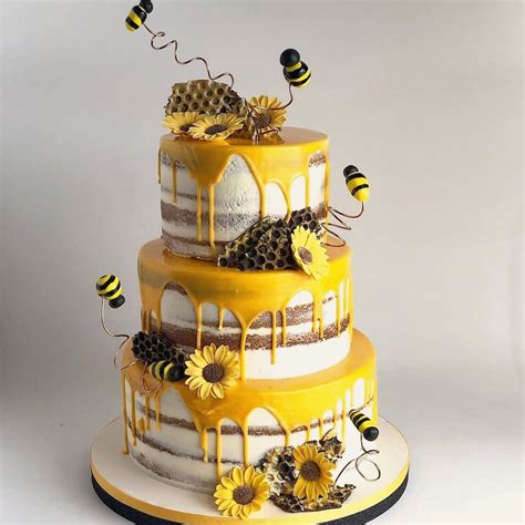 What will it bee! Gender reveal cake | Kreative desserts, Themenbezogene torten, Tortendeko
