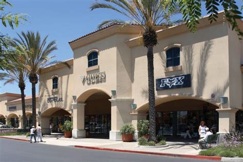 Camarillo Premium Outlets - EA Tour : EA Tour