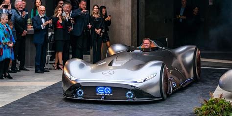 Mercedes-Benz unveils new all-electric race car prototype : tech