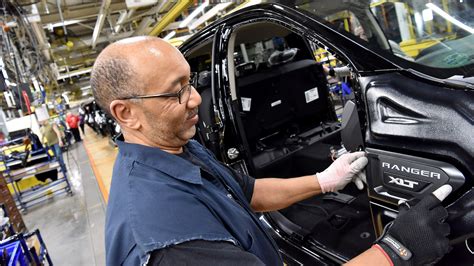 Ford Workers May Soon Wear Buzzing Coronavirus-Fighting Wristbands