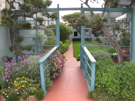 Ocean Park Motel, San Francisco, CA - California Beaches