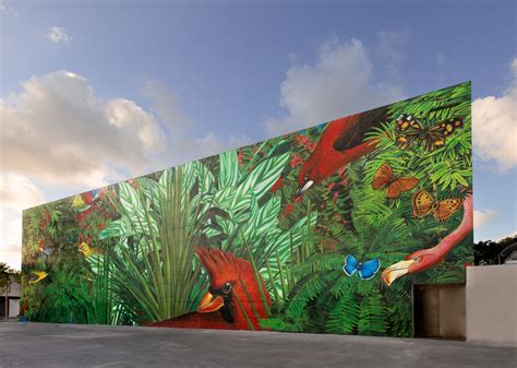 Miami Design District Murals — 2x4