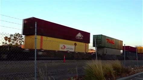 NR 92 & 76 passing through Midland with 6MP4 PN Intermodal for Kewdale Freight Terminal. 31.12. ...