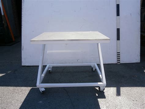 1180092 Lab Table With Steel Top / Z Frame / On Wheels ( H 89cm x 110 x 84 ) x 5off – Stockyard ...