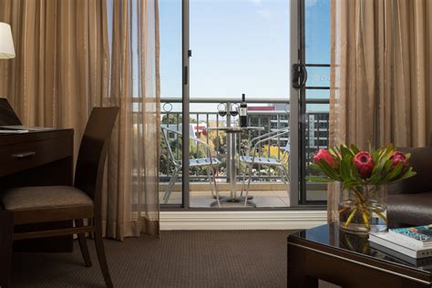 Superior King Balcony Room | Rydges Norwest Sydney