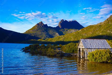 Dove Lake, Tasmania Stock Photo | Adobe Stock