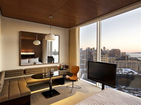 17 Best Hotels With a View in NYC for 2024 | Best Places to Stay in NYC