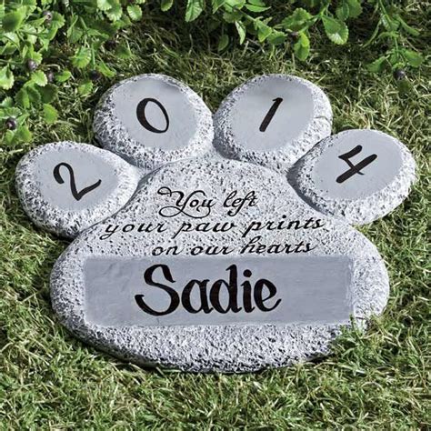 Personalized Paw Print Memorial Stone - Memory Stones | Pet memorial stones, Cat paw print, Pet ...