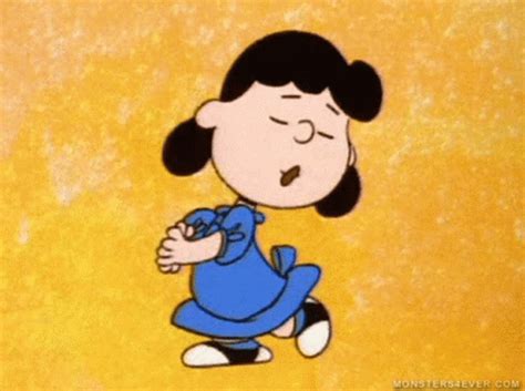 Charlie Brown Dance 498 X 371 Gif GIF | GIFDB.com