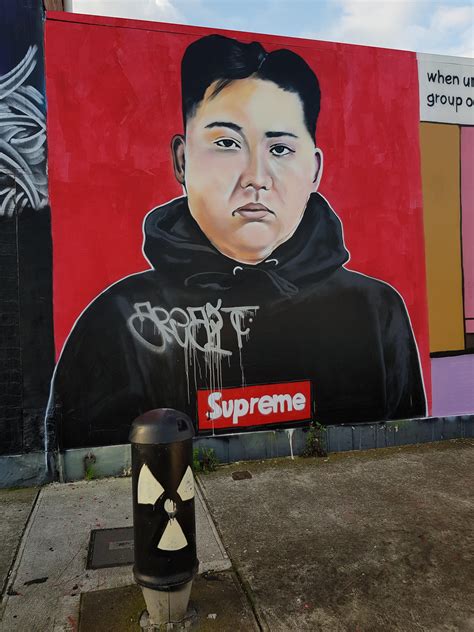 Supreme.. : r/Graffiti