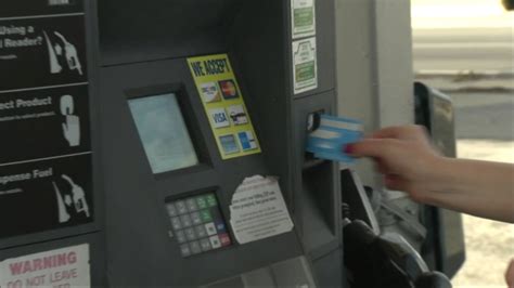 Card skimming incidents on the rise: report - ABC7 Chicago