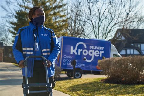 Kroger opens its first robotic ecommerce fulfillment center