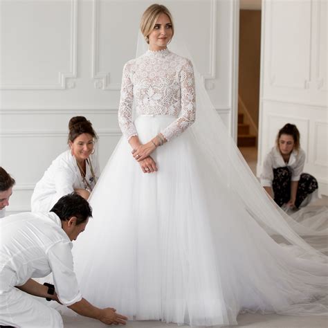 00-promo-image-chiara-ferragni-wedding-dress-fitting - Ink n Lace Designs